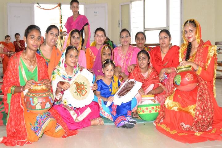 University College, Miranpur campus photo 3