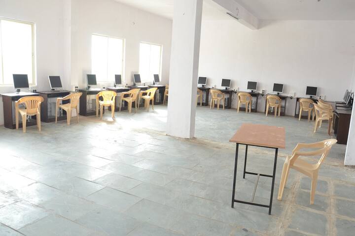 Shri Goraksha Arts Commerce and Science Senior College, Khamgaon campus photo 4