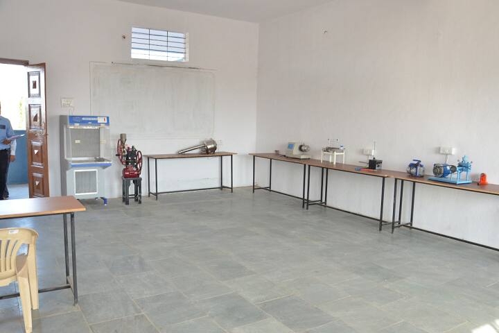 Shri Goraksha Arts Commerce and Science Senior College, Khamgaon campus photo 5