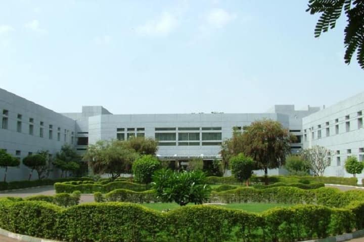 Pramukhswami Medical College, Karamsad campus photo 2