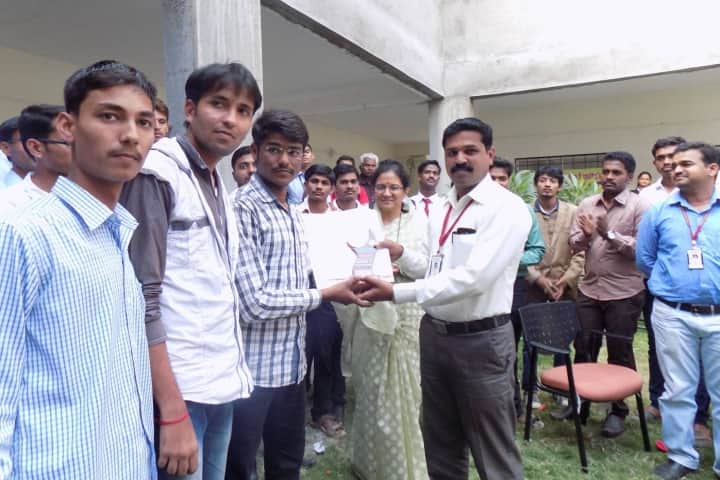 Shriram Institute of Engineering and Technology Centre, Solapur campus photo 4