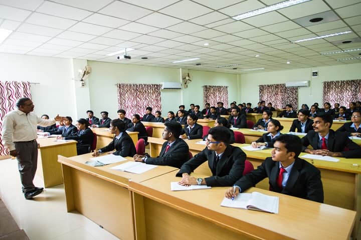 Bhavans Royal Institute of Management, Kochi campus photo 2