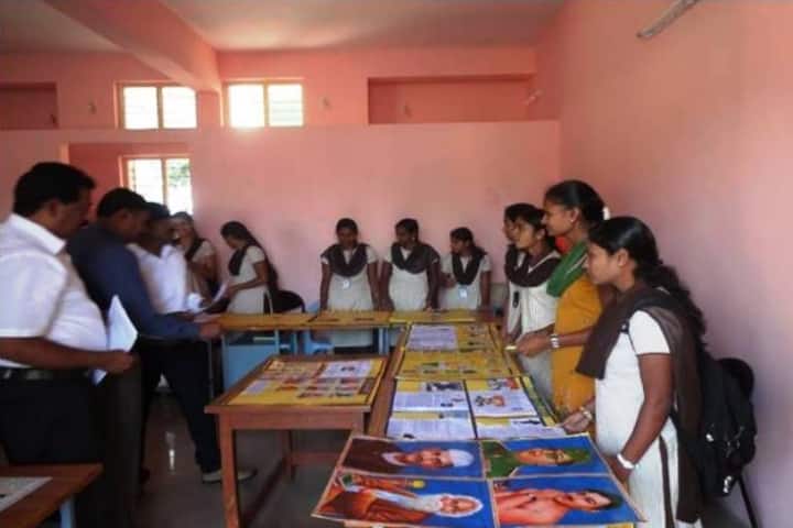 Government First Grade College for Women, Hunsur campus photo 2