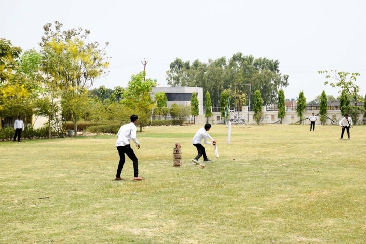 Jhunjhunwala PG College, Faizabad campus photo 6