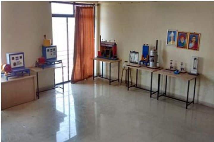 SB Patil Polytechnic, Indapur campus photo 6