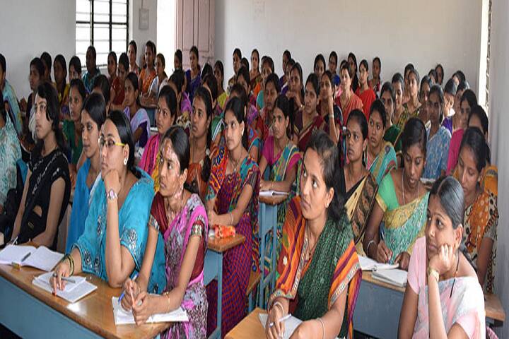 Mumbai Karnataka Education Trust's Education College for Women, Haveri campus photo 3