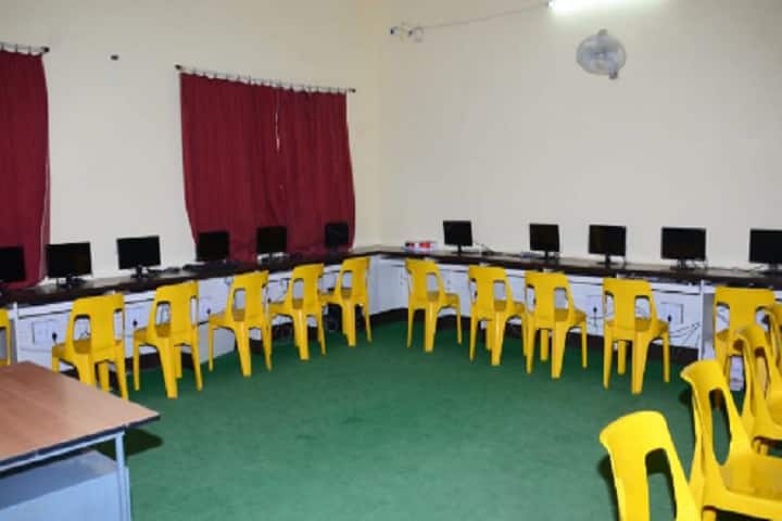 Vasundhara Kala Mahavidyalaya, Solapur campus photo 3
