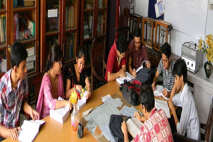 Seth Anandram Jaipuria College, Kolkata campus photo 4