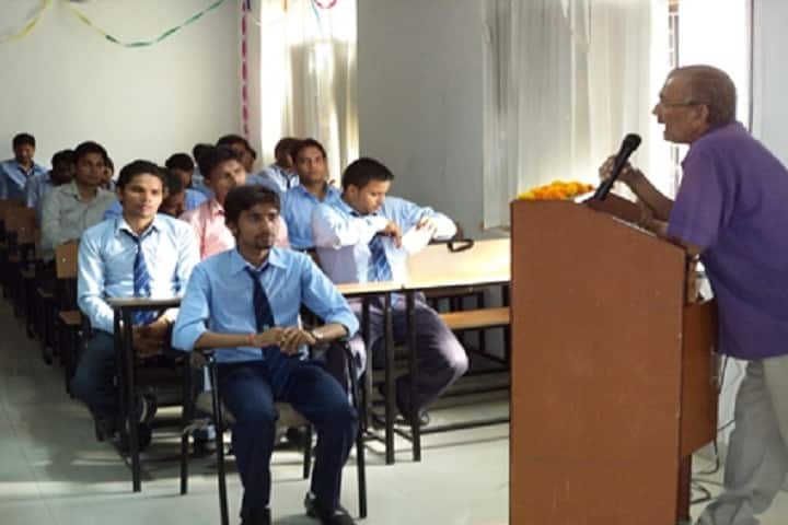 Kishan Pyari Shukla College, Mathura campus photo 4