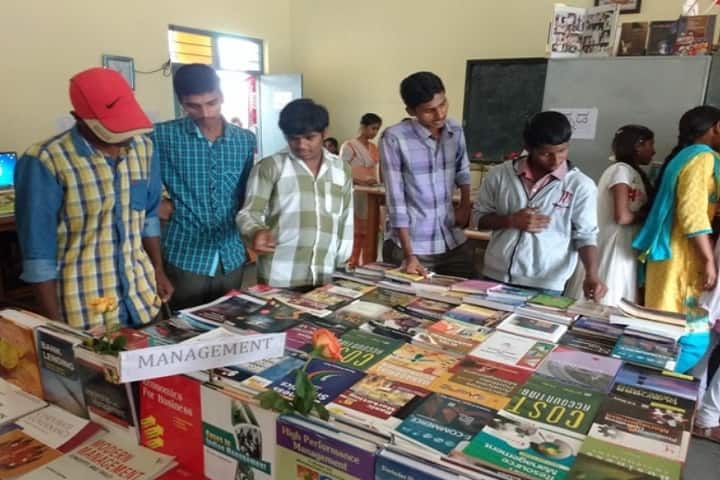 Government First Grade College, Vemagal campus photo 4