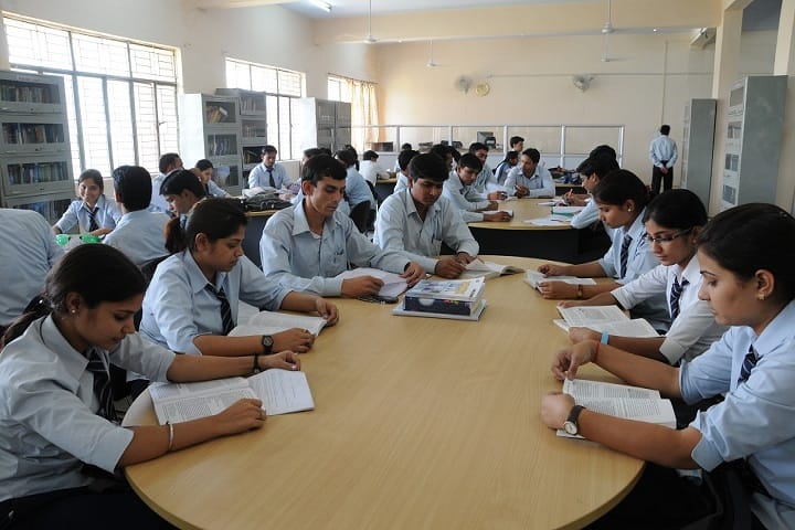 Sachdeva Institute of Management and Technology, New Delhi campus photo 2
