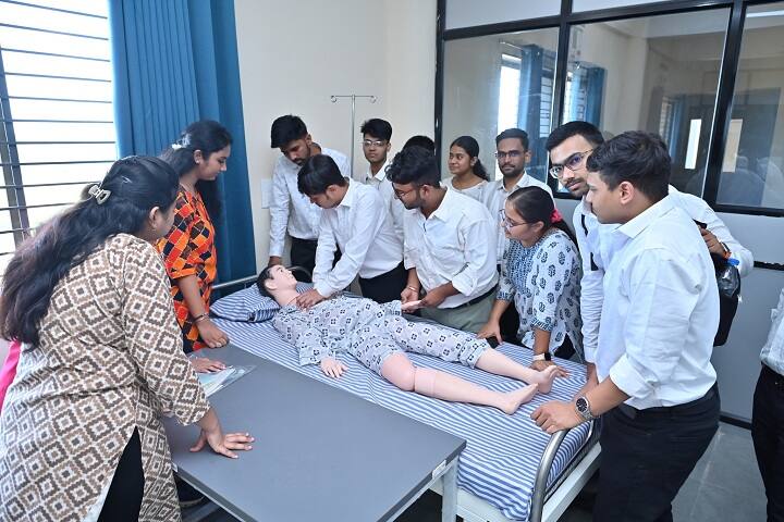 Shri Rawatpura Sarkar Institute of Medical Sciences and Research, Raipur campus photo 4