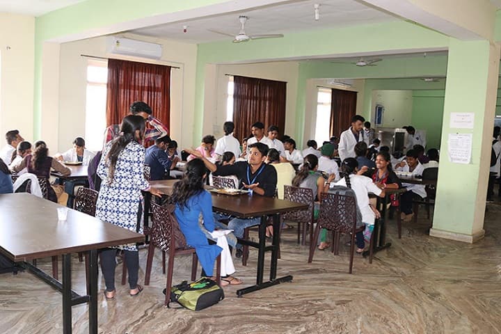 Raipur Institute of Medical Sciences, Raipur campus photo 6