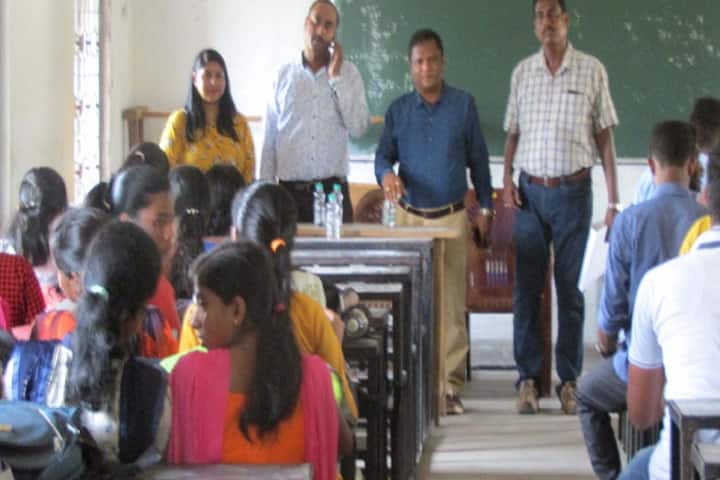 Nimapara Autonomous College, Puri campus photo 5