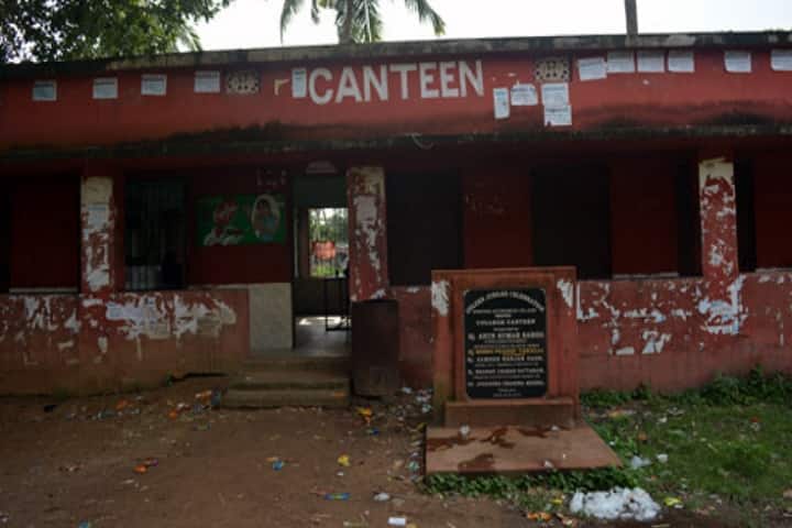 Nimapara Autonomous College, Puri campus photo 6