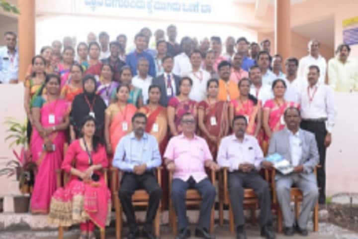 Government First Grade College, Raibag campus photo 2