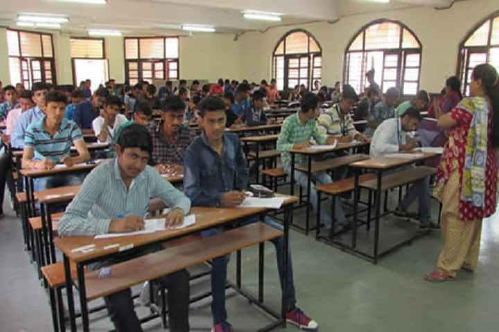 Gujarat Commerce College, Ahmedabad campus photo 2