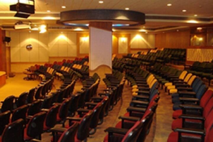 GLS Induben and Ratilal K Desai Institute of Computer Applications, Ahmedabad campus photo 2