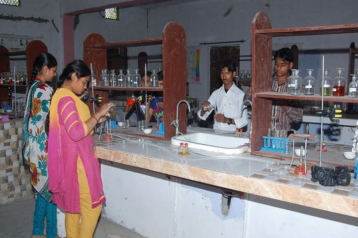 Khusro Memorial PG College, Bareilly campus photo 3