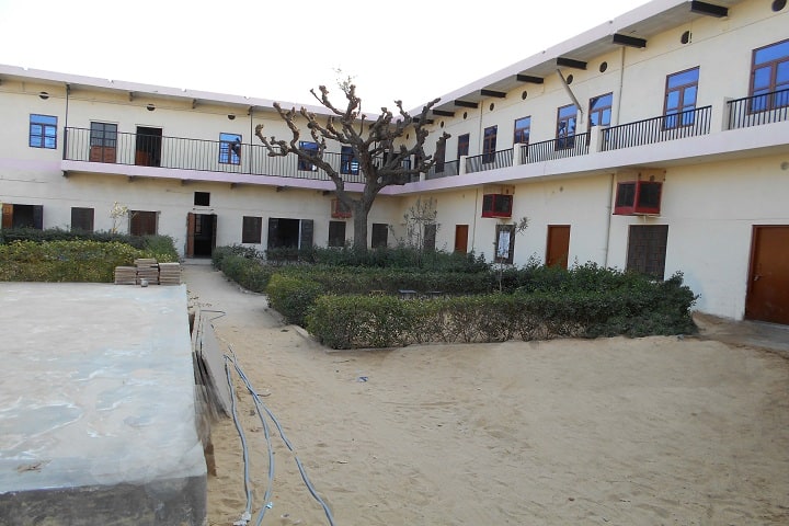 Shri RN College, Salasar campus photo 3