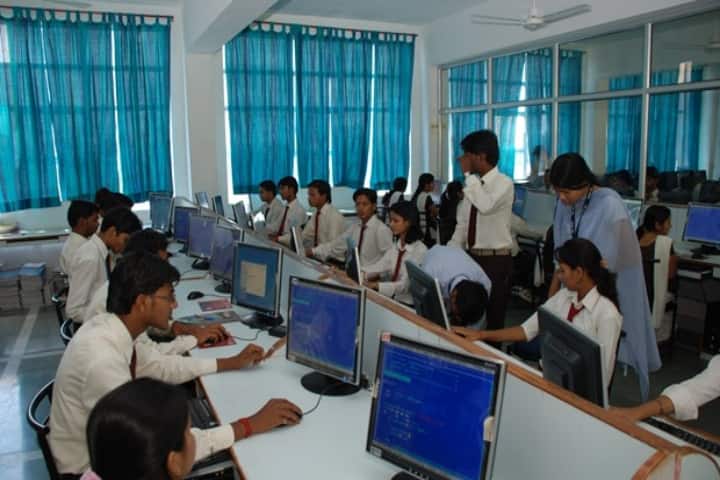 Shri Rawatpura Sarkar College of Nursing, Datia campus photo 3