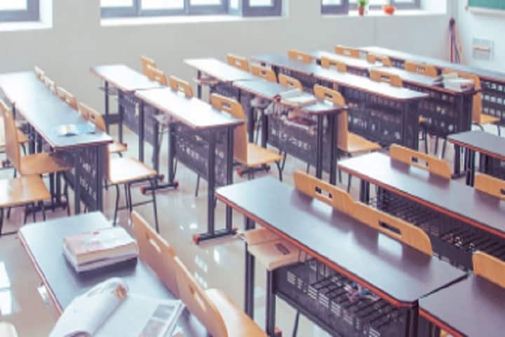Rayat Shikshan Sanstha's Mahatma Phule Mahavidyalaya, Pune campus photo 2