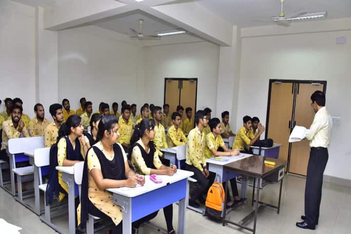 Indian Institute of Handloom Technology, Bargarh campus photo 3