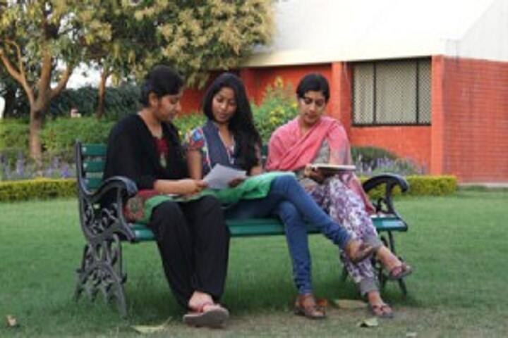 IPS Academy, College of Pharmacy, Indore campus photo 4