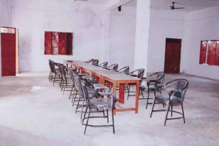 Pt Shravan Kumar Dwivedi Suneeta Dwivedi Medical College of Pharmacy, Jalaun campus photo 4
