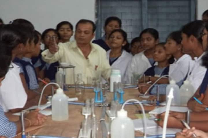 Niranjan Government Womens College, Aska campus photo 2