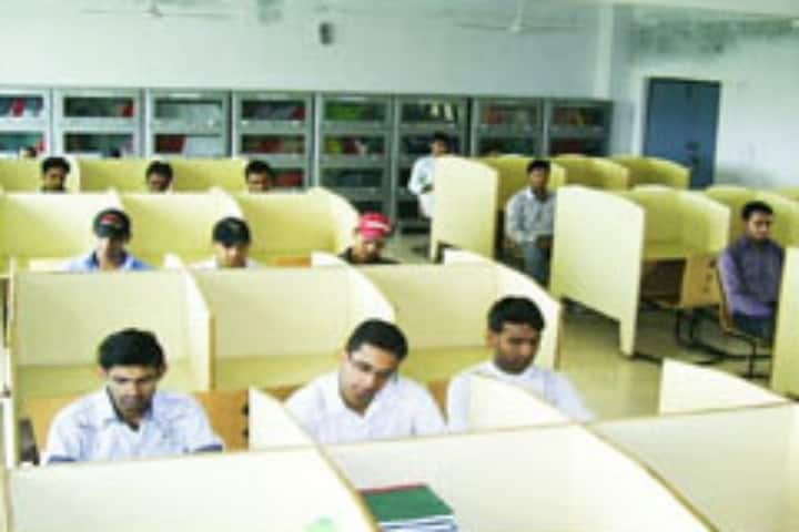 Ram Gopal College of Pharmacy, Gurgaon campus photo 3