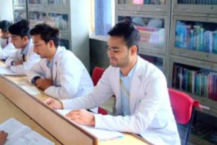 UIHMT College of Biomedical Science and Technology, Dehradun campus photo 5