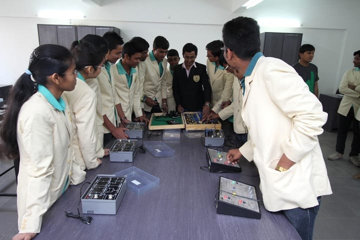 Sanjaybhai Rajguru College of Diploma Engineering, Rajkot campus photo 3