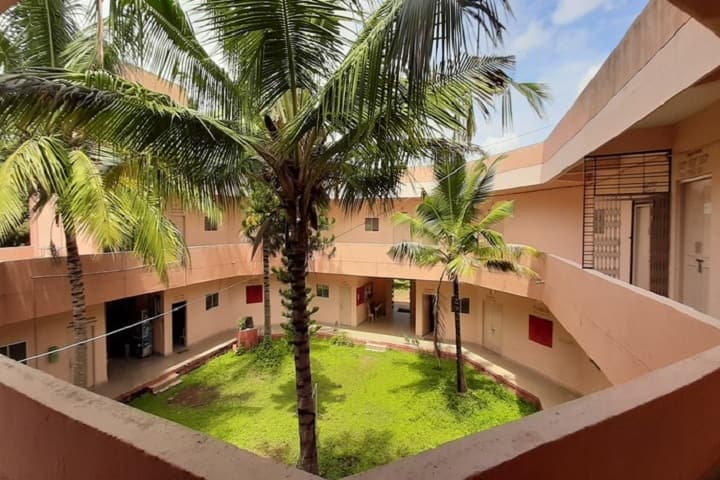 BMS Government First Grade College, Huliyar campus photo 3