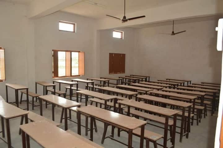 Indramohan Chauhan Memorial Polytechnic, Mau campus photo 3