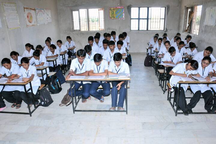 Murlidhar Nursing Institute, Rajkot campus photo 2