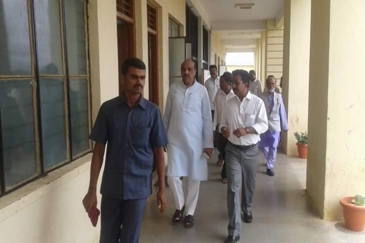 Smt IS Yadawad Government First Grade College, Ramdurg campus photo 2