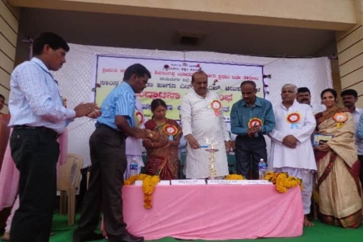 Smt IS Yadawad Government First Grade College, Ramdurg campus photo 4