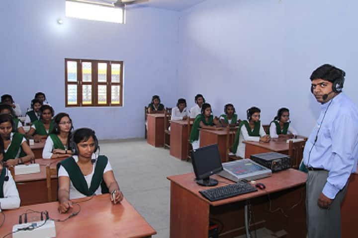 LN College, Shikohabad campus photo 3
