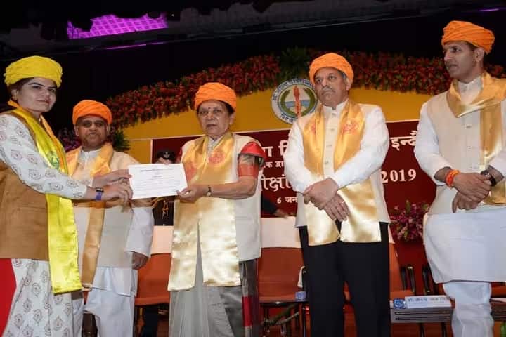 Makhanlal Chaturvedi Government Girls PG College, Khandwa campus photo 5