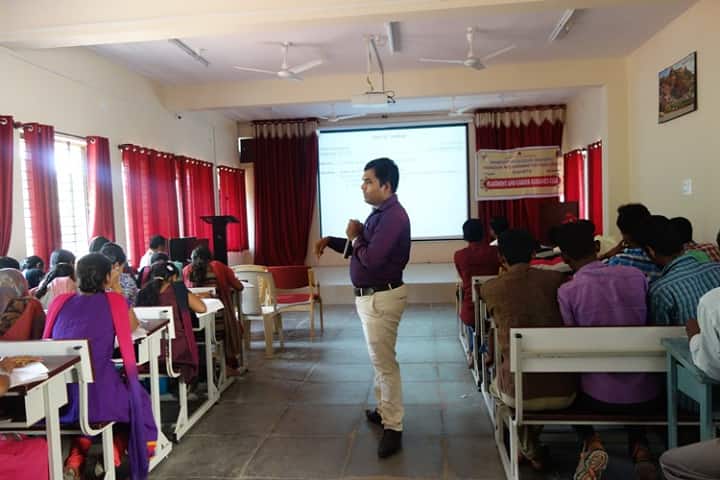 Rudragouda Patil Government First Grade College, Bilagi campus photo 2