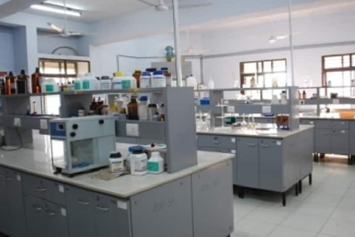 Nivedita Singh Girls Degree College, Fatehpur campus photo 3