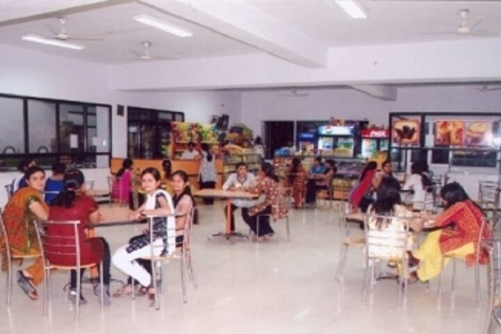 Nivedita Singh Girls Degree College, Fatehpur campus photo 4