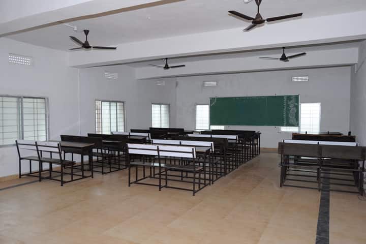 Mentey Padmanabham College of Engineering and Technology, Bhimavaram campus photo 4