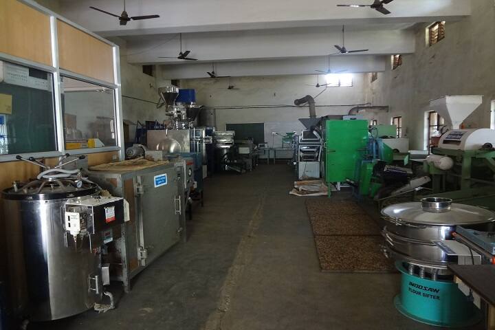 Swami Vivekanand College of Agricultural Engineering and Technology and Research Station, Raipur campus photo 5
