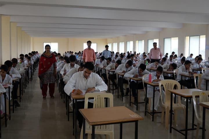 Ujjain Institute of Paramedical Sciences and Ujjain College of Physiotherapy, Ujjain campus photo 3