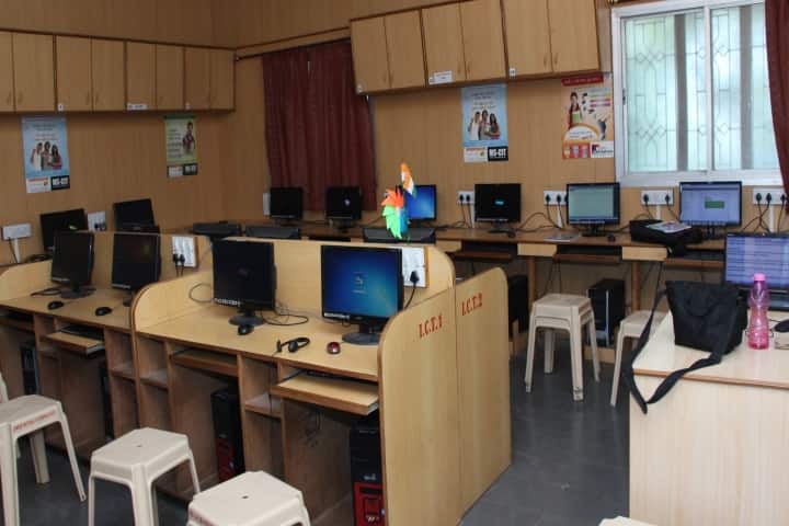 Shri Veertapasvi Channaveer Shivacharya B Ed College, Solapur campus photo 3