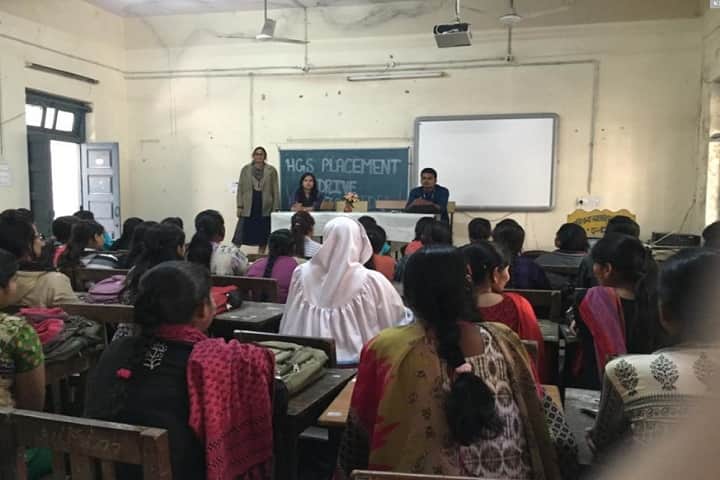 Mata Jijabai Government Girls PG College, Indore campus photo 4