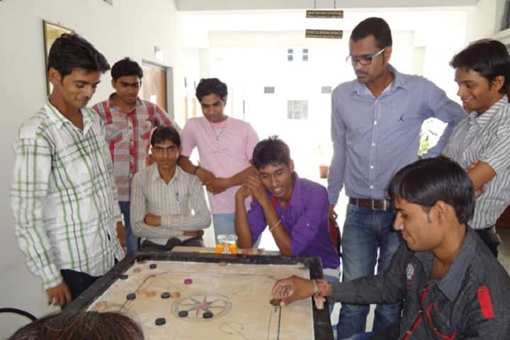 Mayadevi Institute of Advanced Education, Dewas campus photo 5