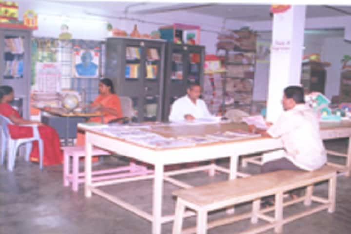 Dr CL Naidu College of Education, Palakonda campus photo 3